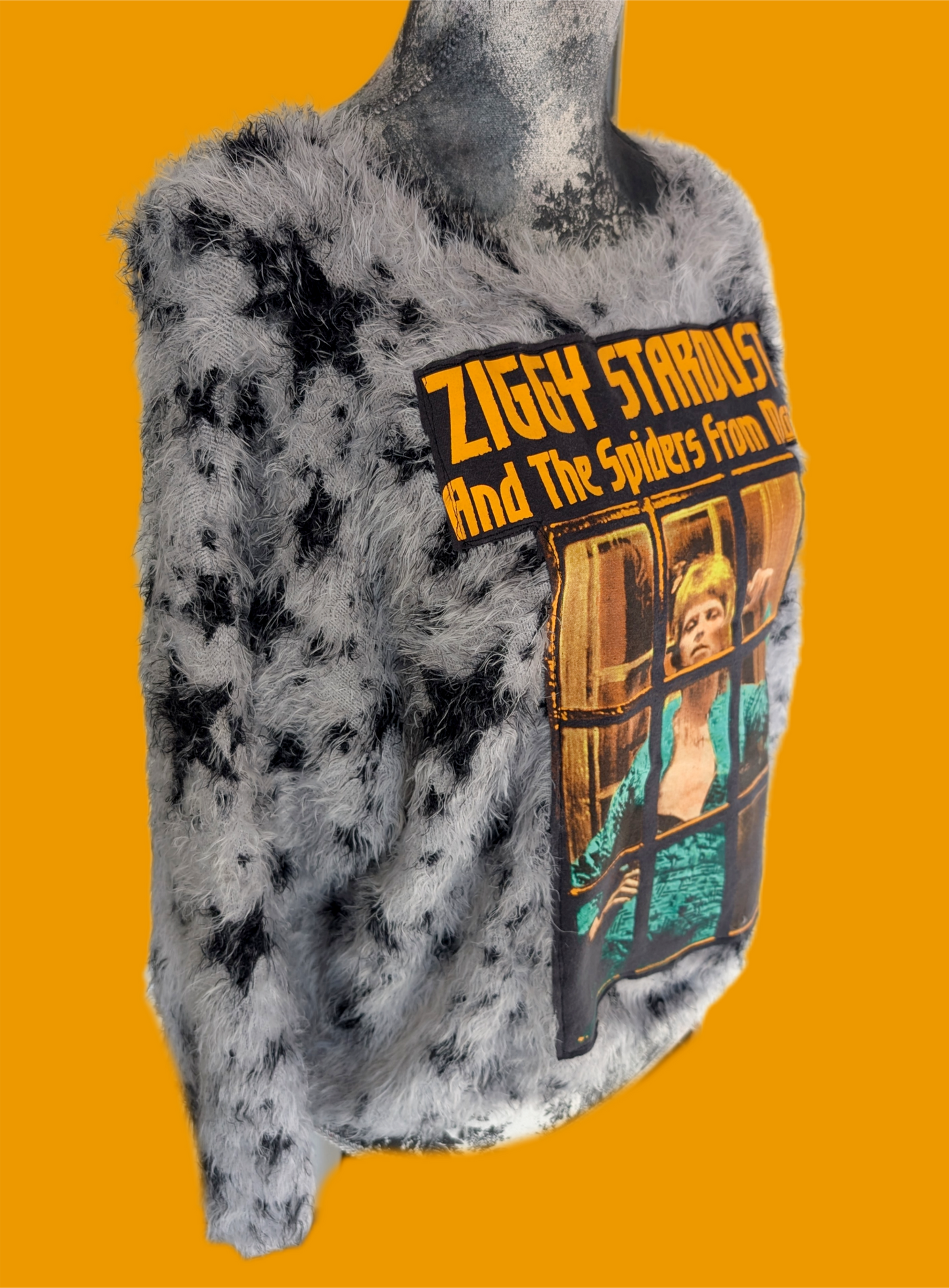Womens Ziggy Stardust fuzzy star sweater- size Med
