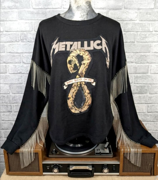 Womens METALLICA Don't Tread On Me Chain Fringe sweatshirt- size Large