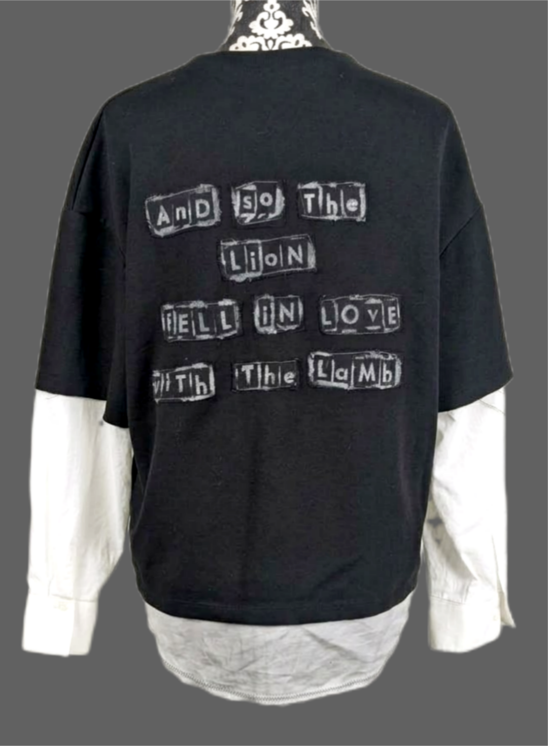 Womens TWILIGHT sweater/ layered blouse- size Large