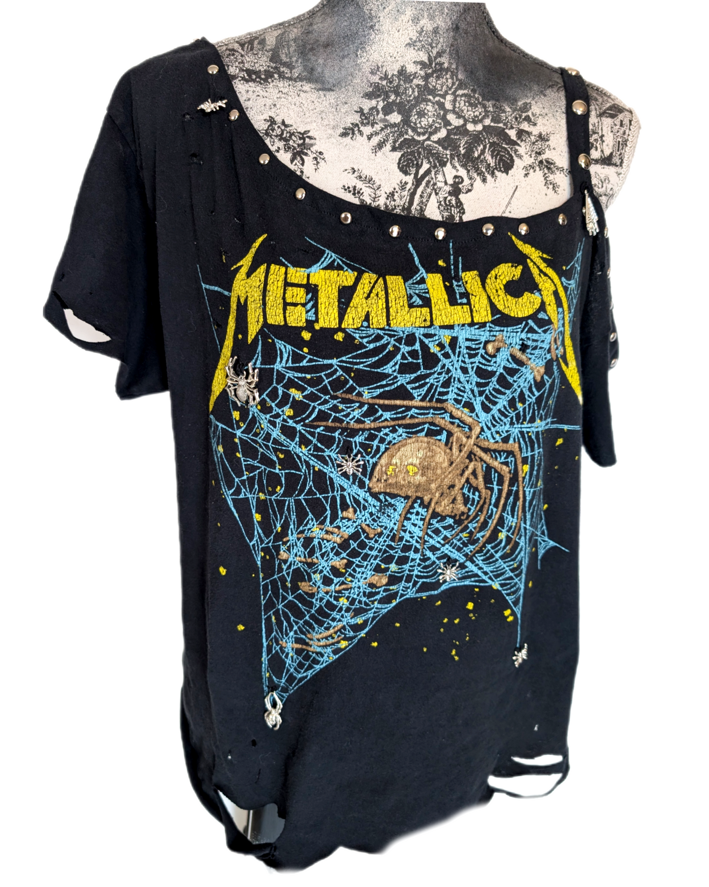 Womens reworked Metallica tee- with spider charms- L/ XL