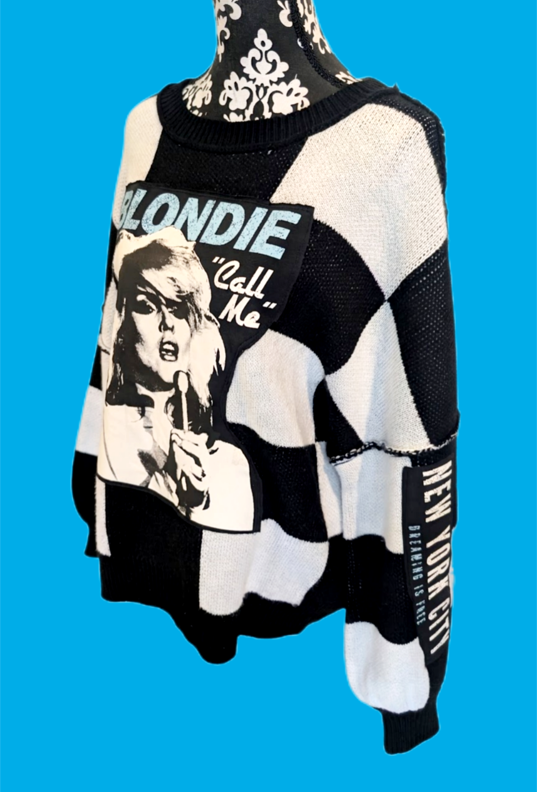 Womens BLONDIE large checkerboard sweater- XL-XXL