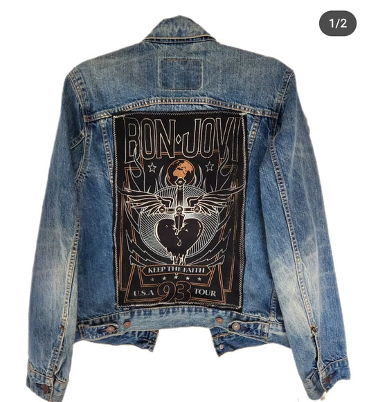 Womens Levis denim ROCK jacket- size Med-Lrg fit CLEARANCE!