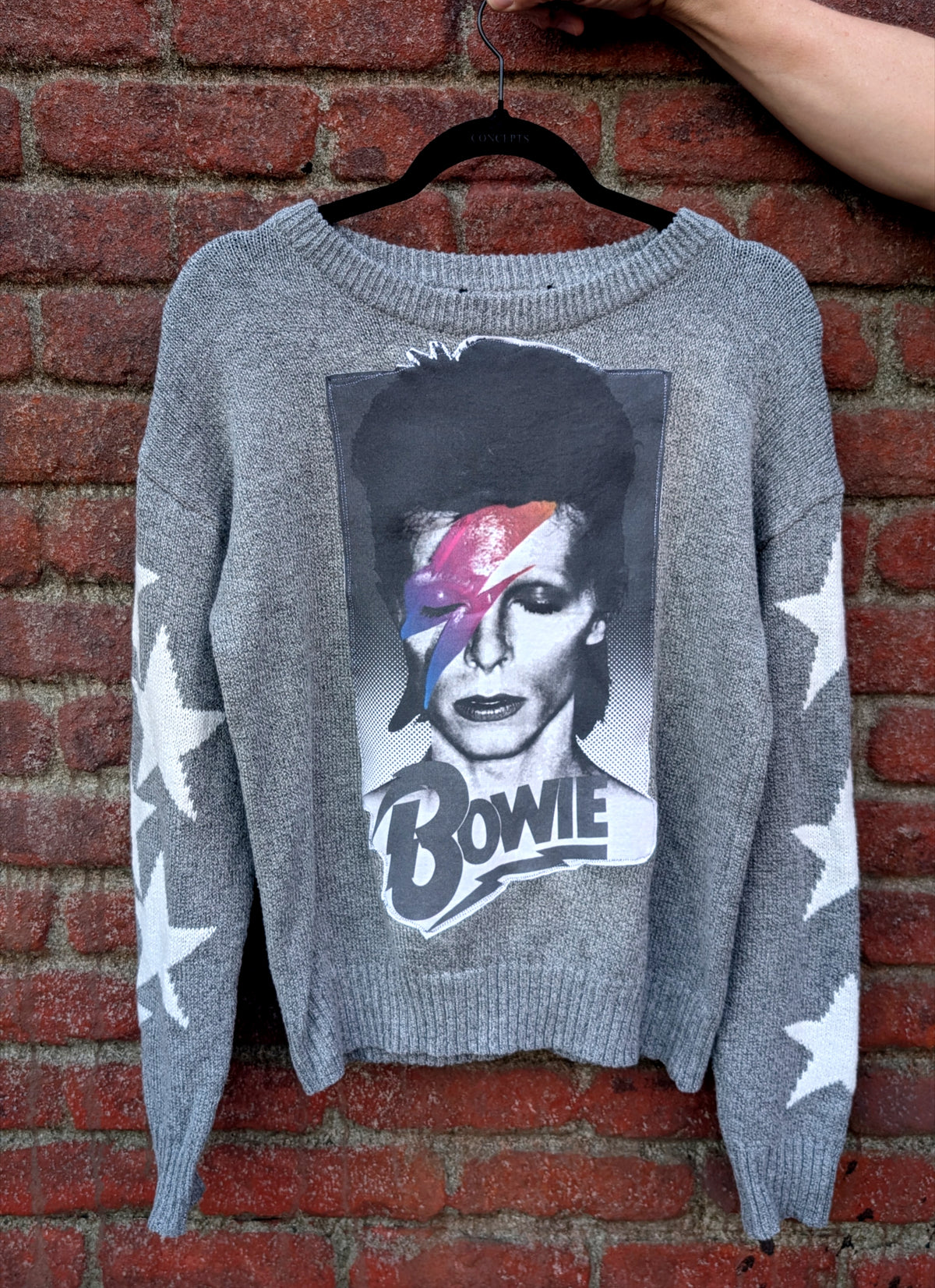 Womens BOWIE grey star sweater - size Med