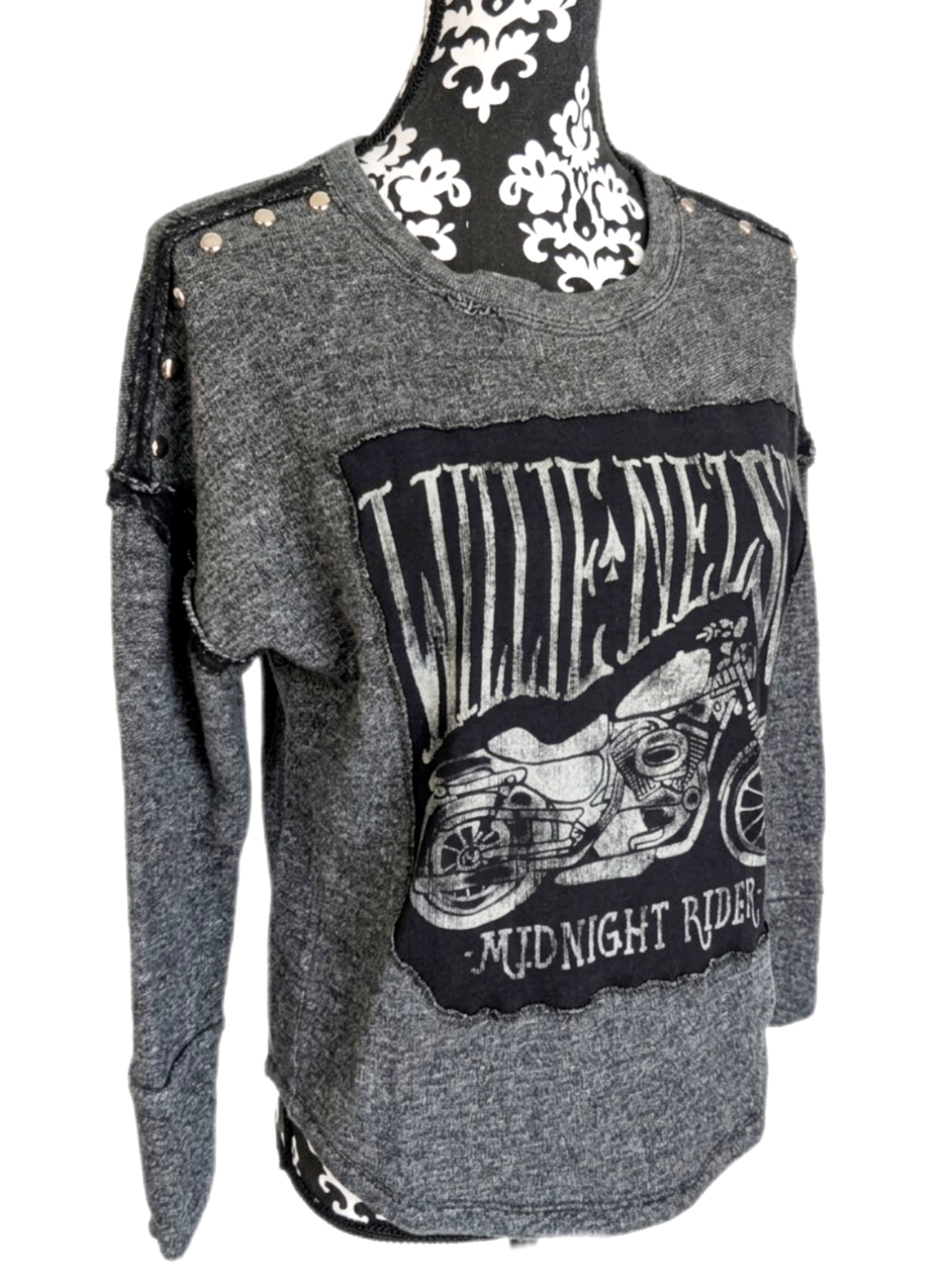Womens WILLIE NELSON sweater- size Small