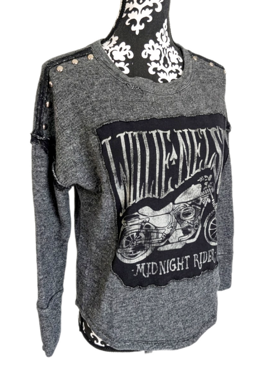 Womens WILLIE NELSON sweater- size Small