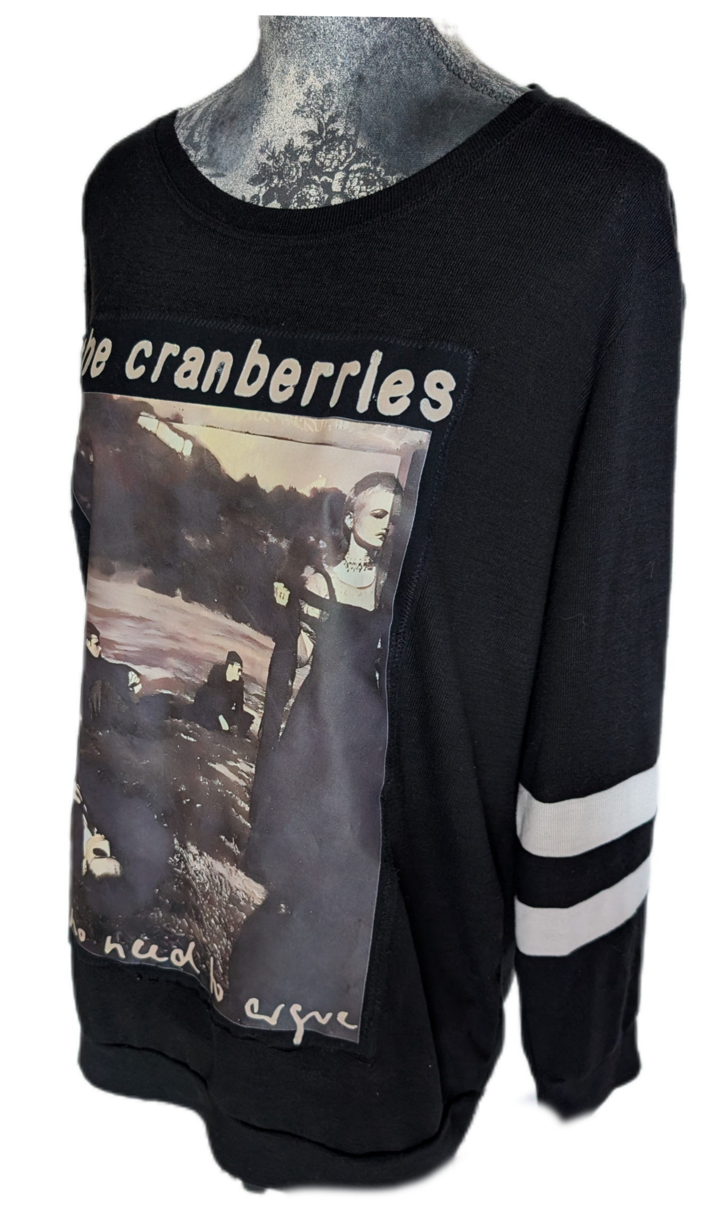 Womens The Cranberries light sweater - size L/ XL