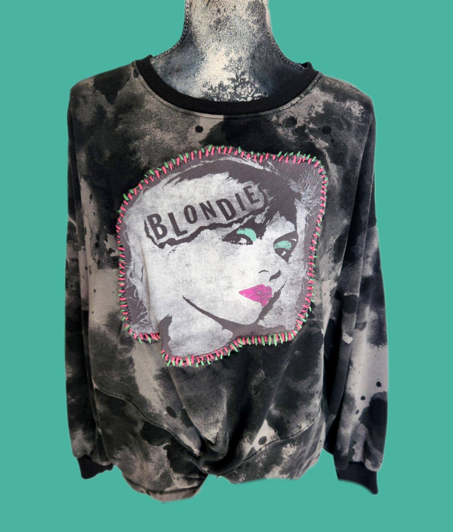 Womens Blondie sweatshirt- size XL