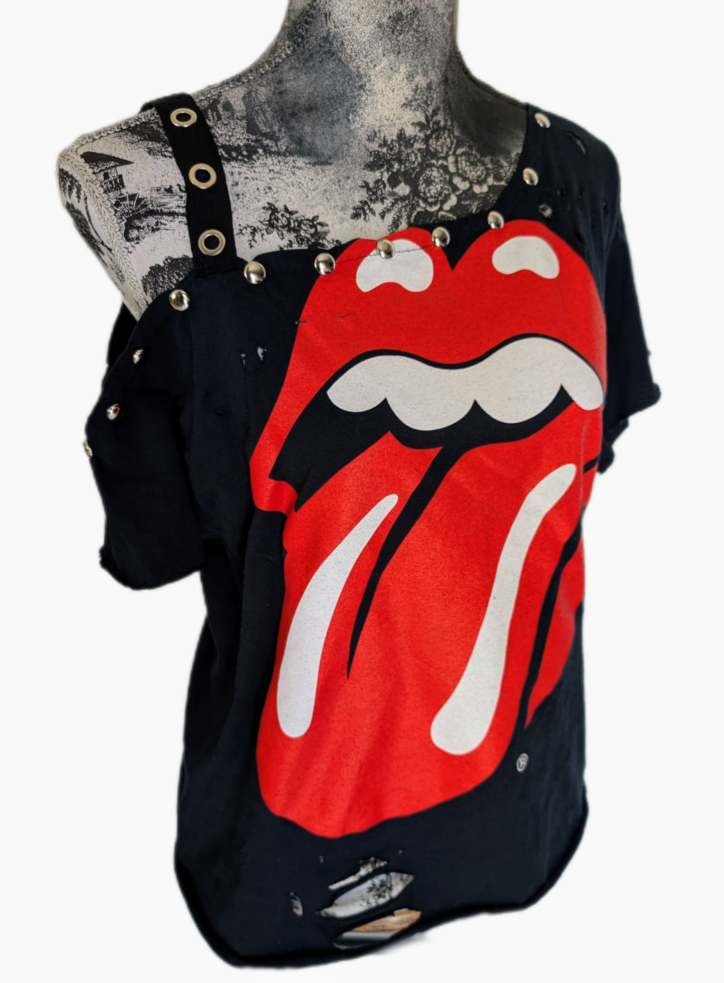 Reworked Rolling Stones tee- size L