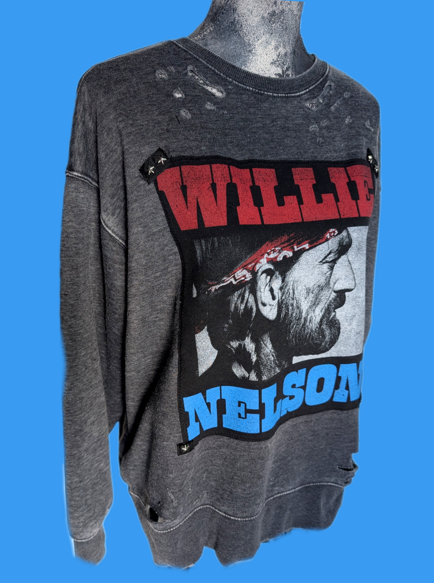 Womens Willie Nelson distressed sweatshirt- size Large