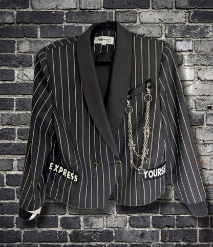 Womens vintage pinstripe blazer with MADONNA Express Yourself - size Large 10/11