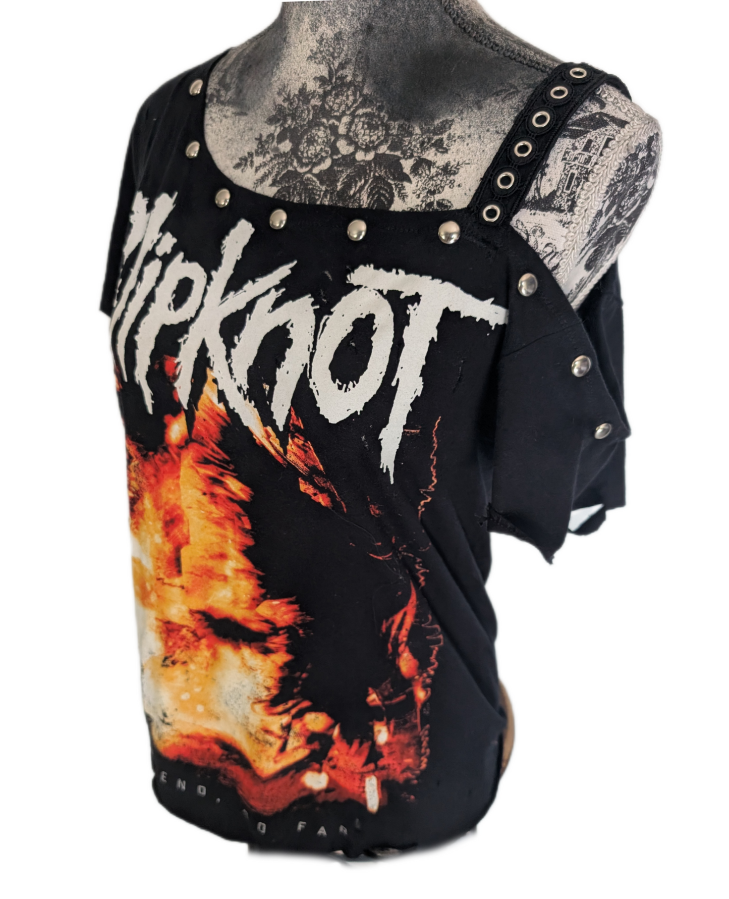 Reworked SLIPKNOT tee- M/L