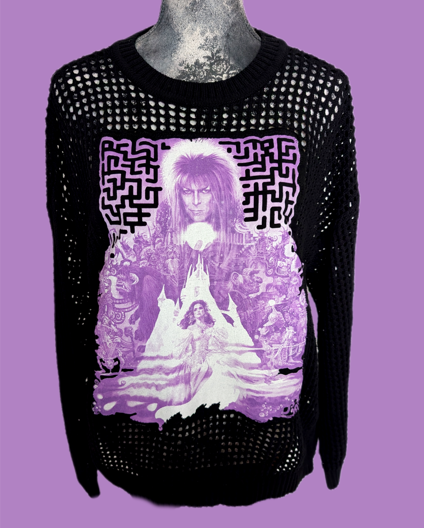 Womens LABYRINTH sweater- size Large
