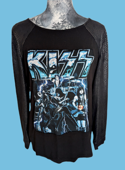 Womens KISS Raglan style top- size Large