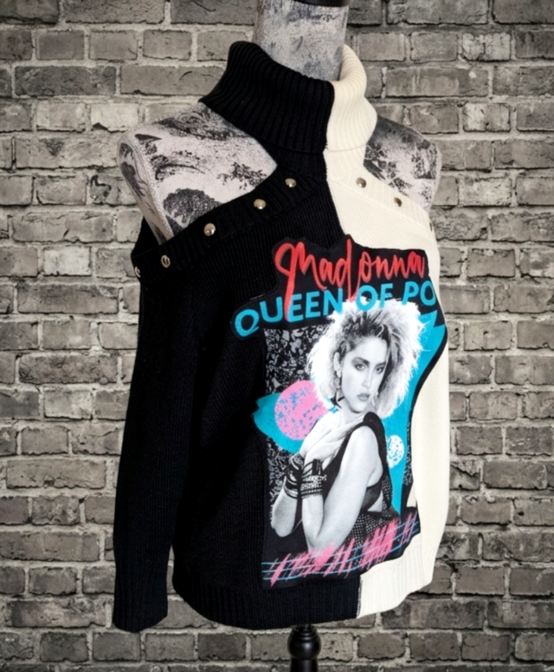 Madonna Queen of Pop black and white sweater- size Large