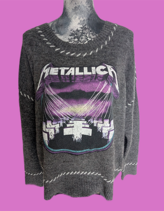 Womens Grey knit sweater with METALLICA- size XL