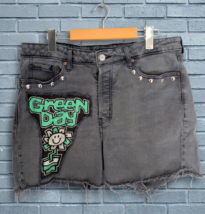 Womens GREEN DAY  grey denim shorts - size 14