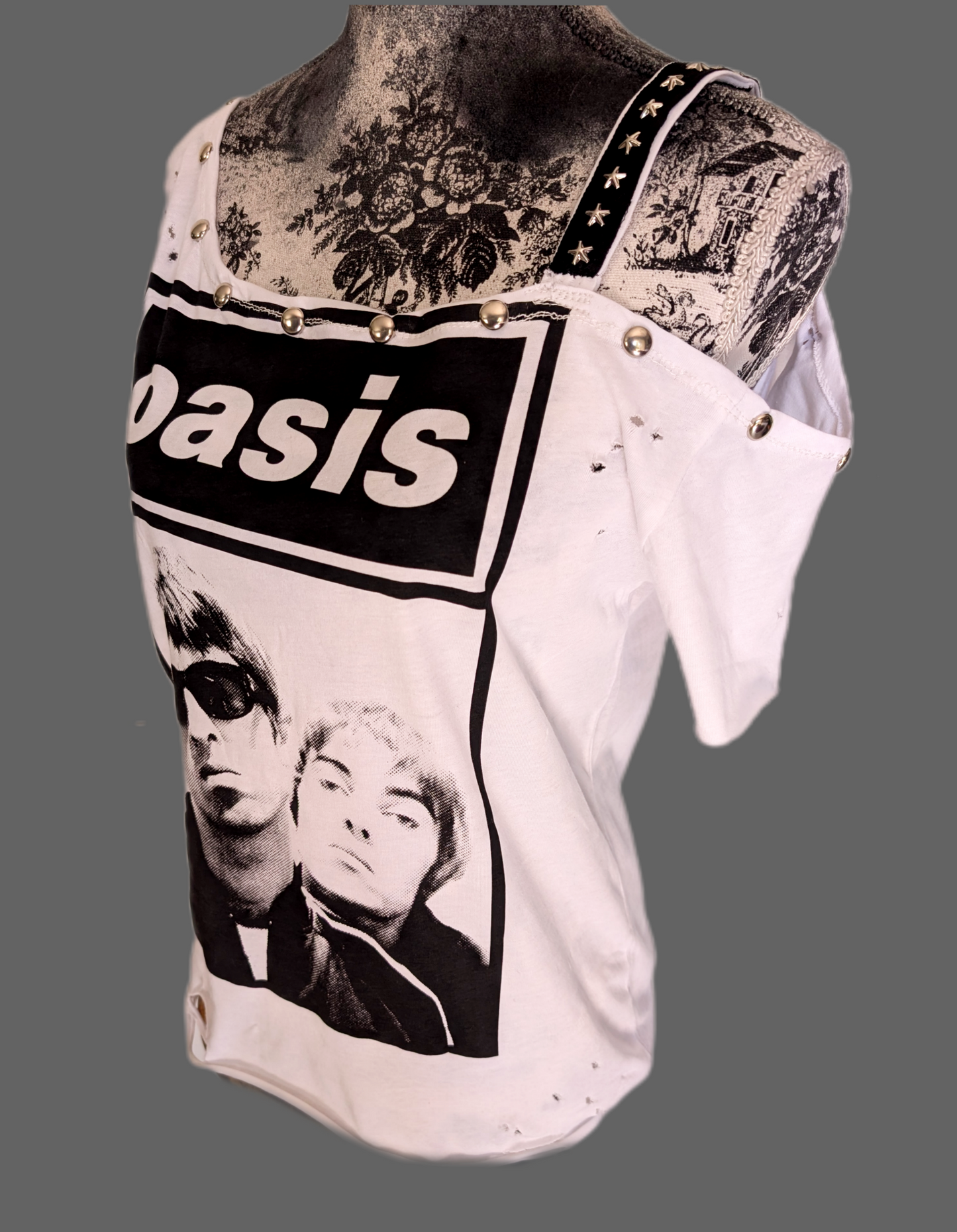 Reworked OASIS tee- size L