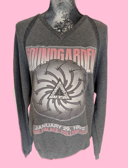 Womens Soundgarden grey cozy sweater - size Large