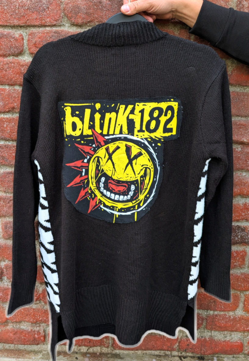 Womens BLINK 182 houndstooth cardigan sweater- womens Large