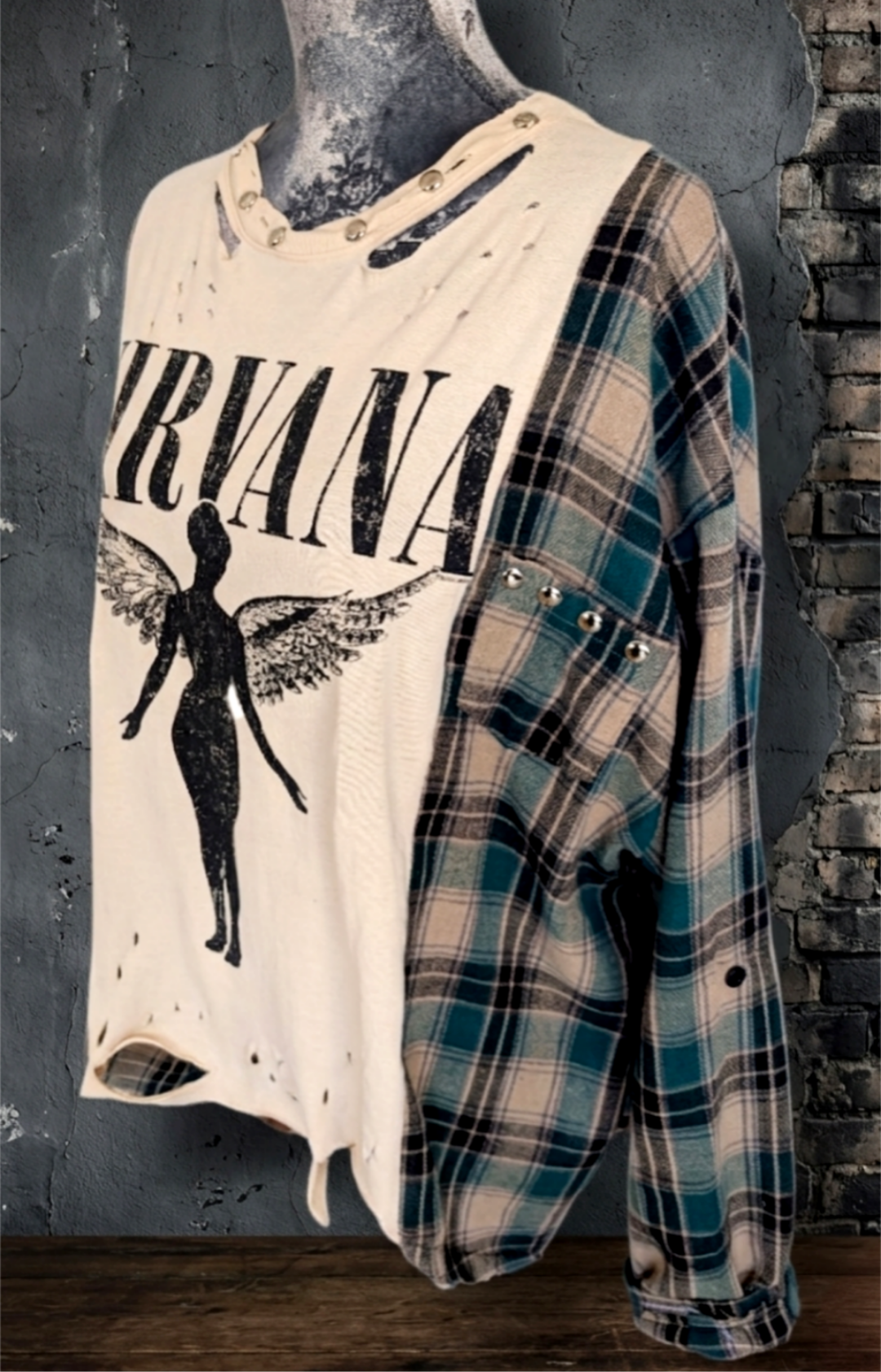 Womens reworked Nirvana tee,/ flannel hybrid- size XL