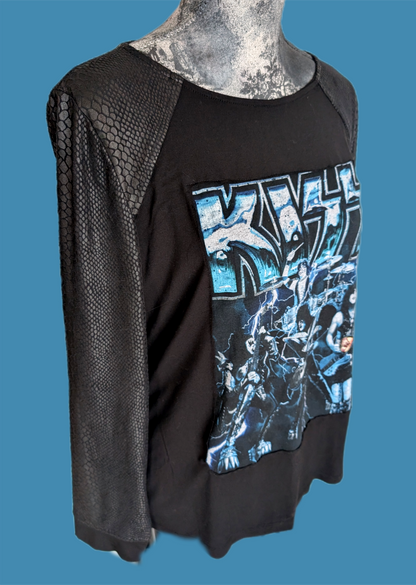 Womens KISS Raglan style top- size Large