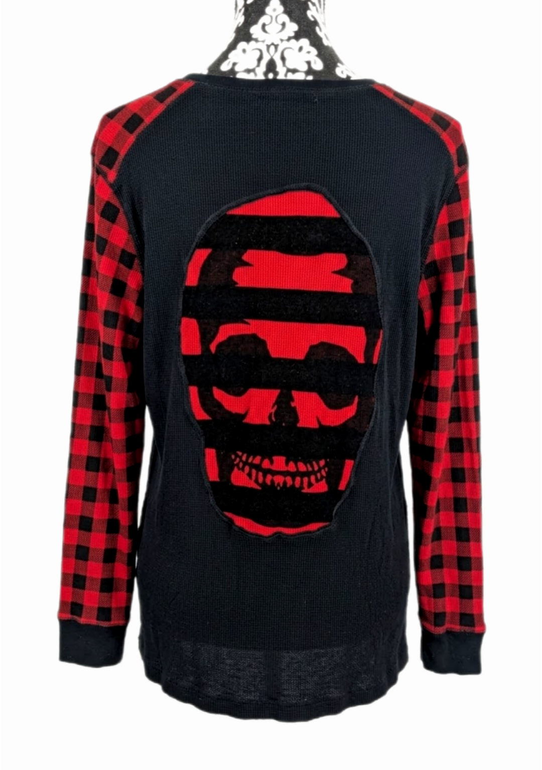 Womens upcycled Metallica thermal top with Skull back- size XL